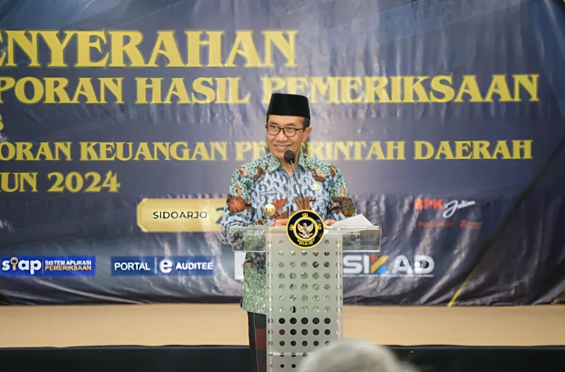 Bupati Pamekasan, KH Kholilurrahman.