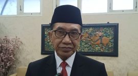 Bupati Pamekasan, Kholilurrahman.