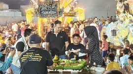Nur Fajri Alim, owner Threefive Coffee bersama keluarga rayakan ulang tahun ke-8 Jabir, putra sulungnya.