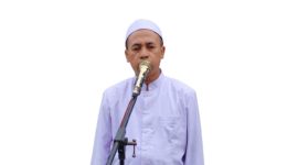 Foto - KH. Muzayyin, S.Ag pengasuh Ponpes Bustanul Jadid, Bukek, Tlanakan