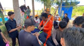 Personil relawan sangat antusias mengikuti latihan Vertical Rescue di Dam Samiran.