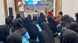 Suasana Bimbingan Teknis (Bimtek) penyuluhan keamanan pangan bagi penjamah makanan program MBG yang digelar bersama Dinas Kesehatan (Dinkes) Pamekasan, Rabu (22/10/2025).