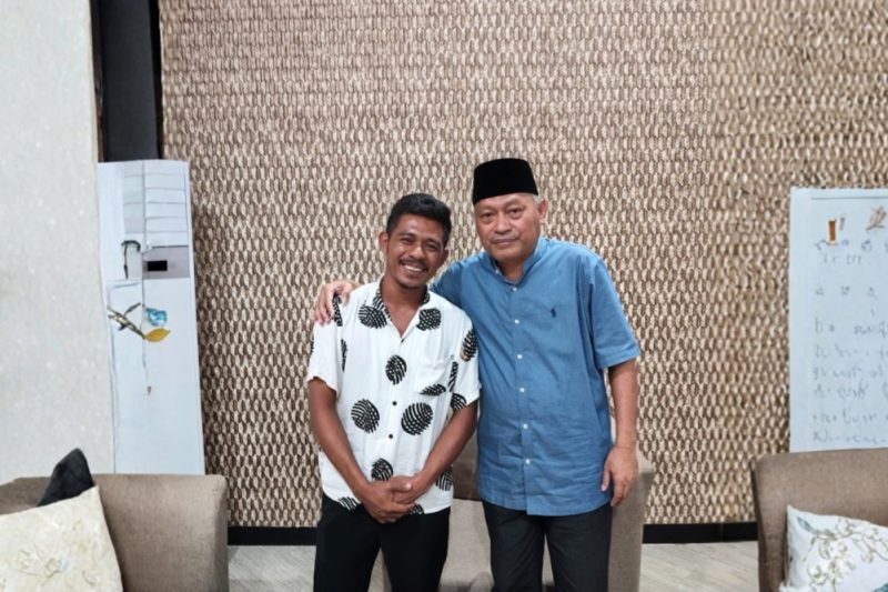 Foto - Abdul Rojal dan Wakil Gubernur Maluku Utara Sarbin Sehe