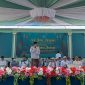 Wakil Ketua PBNU, KH. Zulfa Musthofa, saat menyampaikan tausiah di hadapan Alumni Santri Miftahul Ulum Bettet.