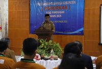 Bupati Pamekasan, kh Kholilurrahman saat membuka acara Musorkab Koni Pamekasan.