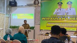 Kepala Disporapar Pamekasan, Akmalul Firdaus, saat memberikan sambutan sekaligus membuka acara pelatihan.