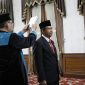 Taufiqurrachman saat mengambil sumpah jabatan sebagai Pj Sekda Pamekasan.