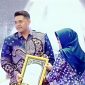 Andi Ali Syahbana, saat menerima penghargaan Madura Award 2025.