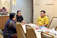 Foto Wakil Bupati Pamekasan dan Anggota DPRD Pamekasan Komisi V bersama DPR RI Komisi IX Irma Suryani Chaniago