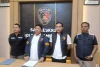 Polres Pamekasan menggelar konferensi pers kasus dugaan pelecehan seksual terhadap anak dibawah umur.