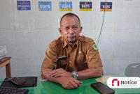 Staf Fungsional Penata Kelola Perumahan DPRKP Pamekasan, Dwi Budayana Eka, saat diwawancarai
