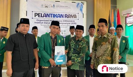 Suasana pelantikan ORMAWA Institut Darul Ulum Banyuanyar Pamekasan periode 2026–2027.