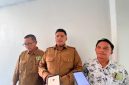 Keterangan foto: Kepala Bidang Produksi DKPP Pamekasan, Andi Ali Syahbana, saat diwawancarai usai pertemuan dengan perwakilan petani dan pengusaha rokok.