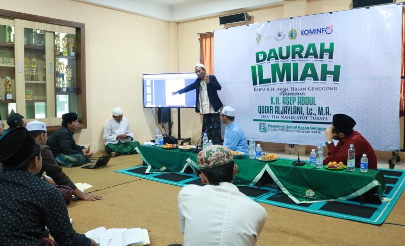 Pelaksanaan pelatihan tahqiq oleh Nahdlatut Turots bersama PP. Zainul Hasan, Genggong, Probolinggo.