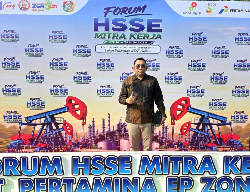 CEO PT Oil Erdindo Contraction, Bos HR saat menghadiri Forum HSSE Mitra Kerja Pertamina EP Zona 4 Tahun 2026 di Palembang. Forum yang digelar PT Pertamina EP Zona 4 bersama SKK Migas.
