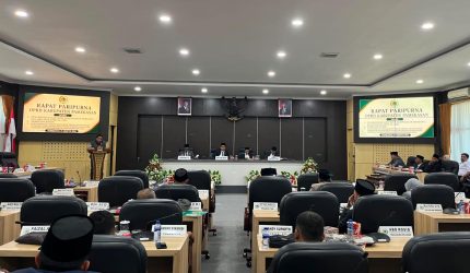 Suasana Rapat Paripurna DPRD Bersama Pemkab Pamekasan.