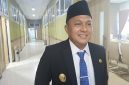 Wakil Bupati Pamekasan, Sukriyanto, saat diwawancarai.
