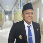 Wakil Bupati Pamekasan, Sukriyanto, saat diwawancarai.