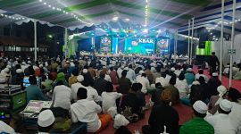 Suasana Haul Akbar ke-7 RKH Hasan Bakir, Palpetok Pamekasan.