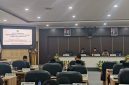 Bupati Pamekasan, KH Kholilurrahman saat menyampaikan nota keuangan Raperda tentang Perubahan APBD 2026.