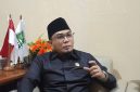 Wakil Ketua DPRD Pamekasan, Khairul Umam, saat ditemui di ruang kerjanya.