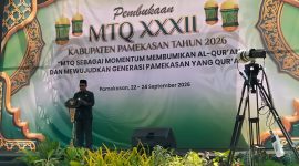 Bupati Pamekasan, KH Kholilurrahman, saat memberikan sambutan diacara pembukaan MTQ XXXII.