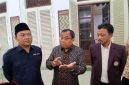 Forkom Nakes, saat diwawancarai usai audiensi dengan Bupati Pamekasan.