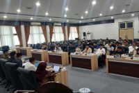 Suasana Rapat Dengar Pendapat (RDP) yang digelar Pansus Desa dengan Kades.
