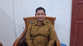 Kepala DKPP Pamekasan Almarah Sugandi, saat ditemui di ruang kerjanya.